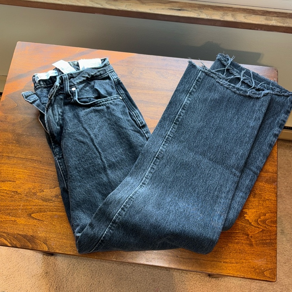 cropped black Zara jeans